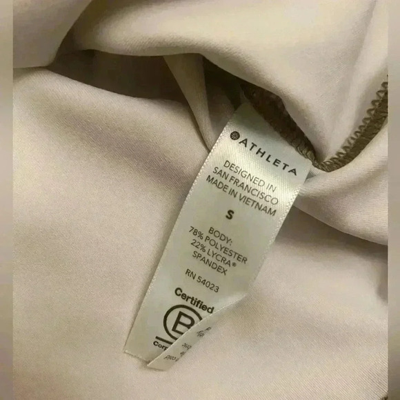 Athleta Shanti Watercolor Stripe Crop Tank Top Size Small - Picture 7 of 7